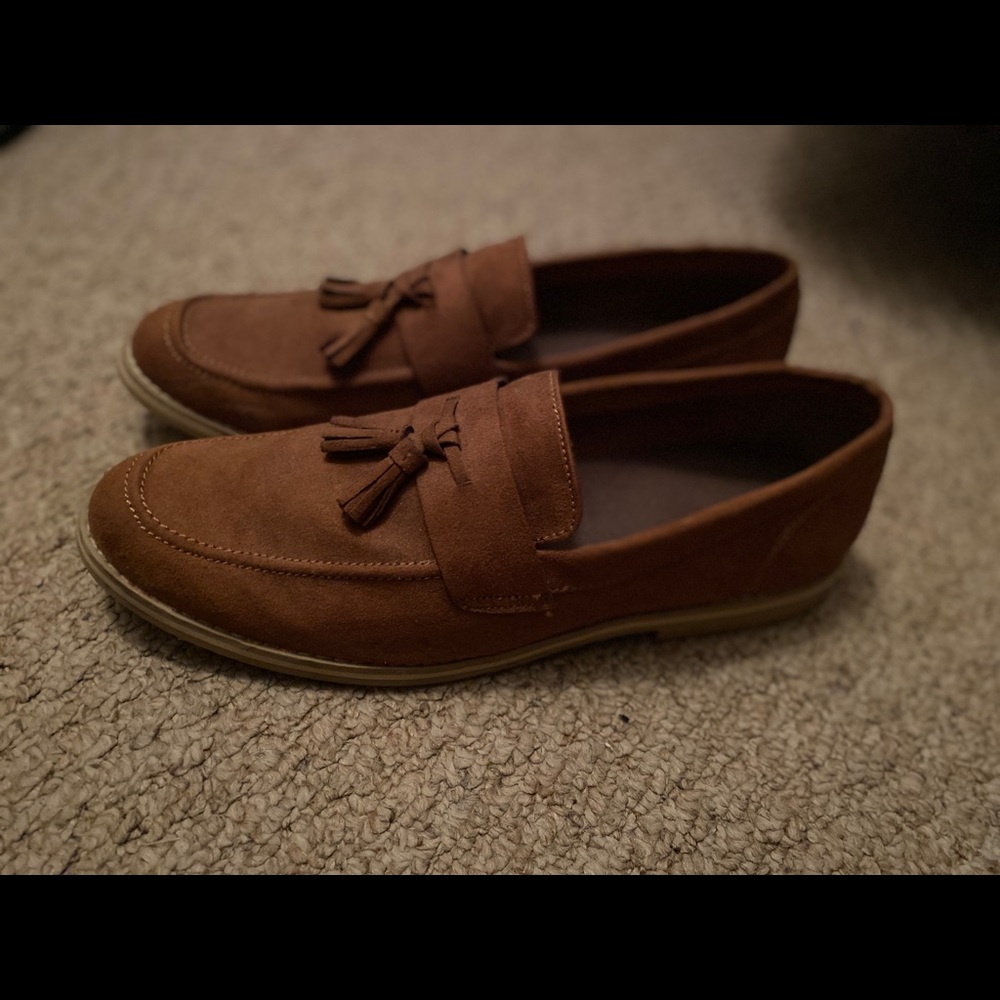 Suede Tassel Loafers Size 10.5